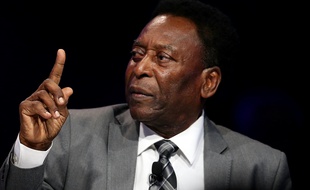 Pelé, le roi, dit aller bien