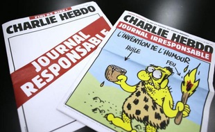 Comme il l'avait promis, Charlie Hebdo publie mercredi deux journaux distincts, dont un intitulé "Responsable", sans dessin ni article, ne contenant que quelques titres anodins.