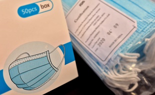 Des masques seront distribués gratuitement dans les transports lillois (illustration).