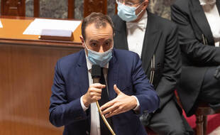 Le ministre des Outre-mer Sébastien Lecornu s'est défendu dans l'hémicycle.