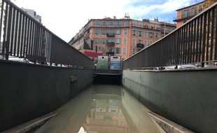 Une rupture de canalisation a provoqué une inondation dans le tunnel de Riquier.