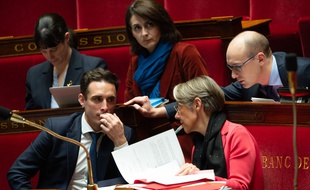 Jean-Baptiste Djebbari et Elisabeth Borne à l'Assemblée, le 12 avril 2018.