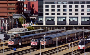 Des trains dans une gare de San Francisco (illustration).
