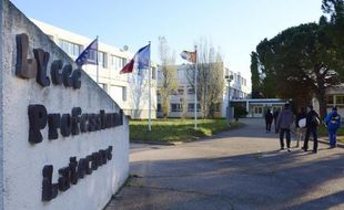 Le lycée professionnel, qui accueille un tiers des lycéens et pâtit malgré ses évolutions d'une mauvaise image, est à l'honneur pour la 6e "journée de refus de l'échec scolaire" organisée mercredi par l'association Afev.