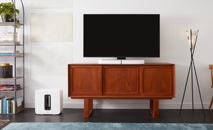 Playbase, la base de son de Sonos, sera proposée début avril à 799 euros (caisson de basses en option).