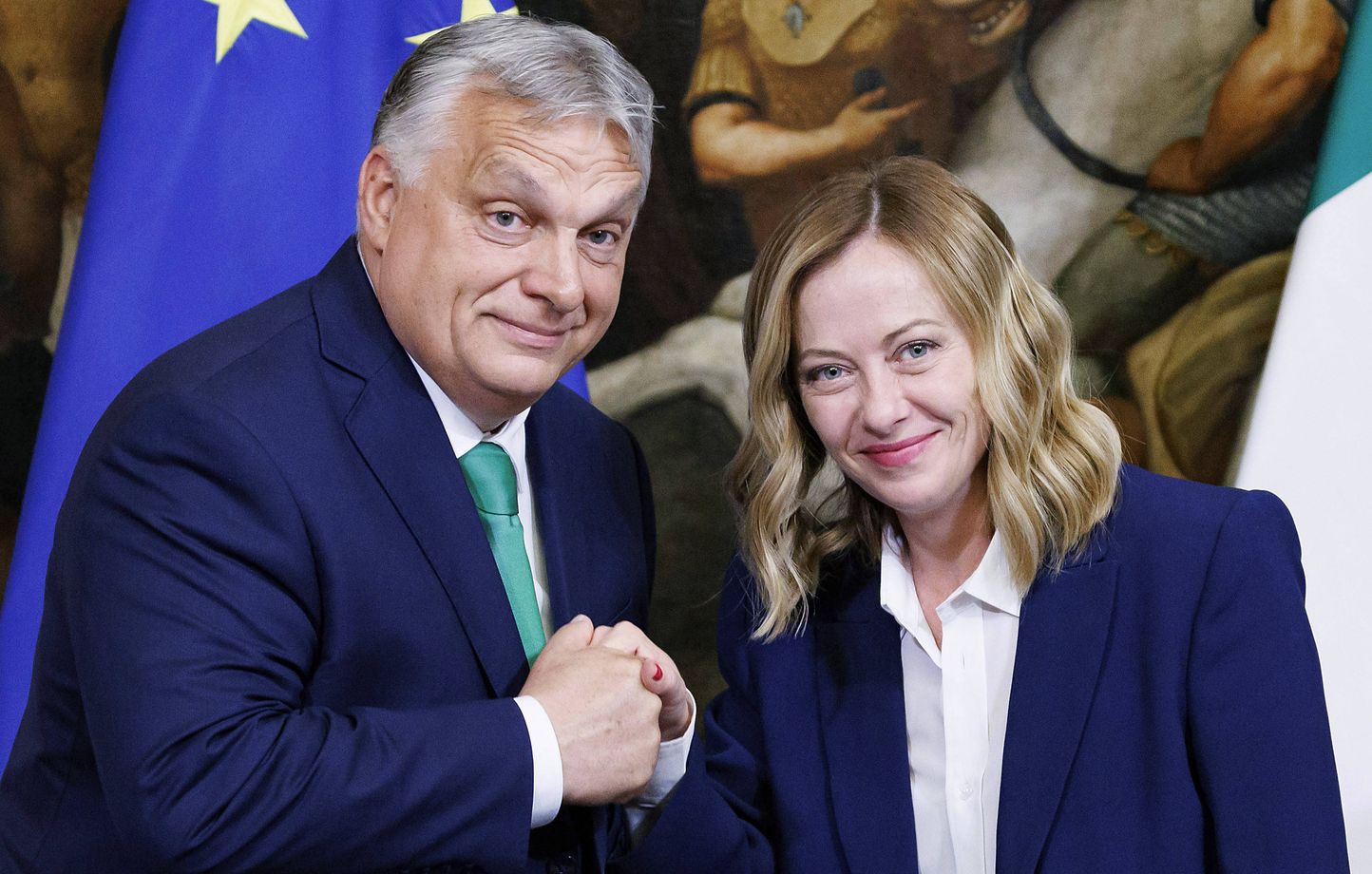 Pour peser plus dans l’UE, Meloni reçoit son « précieux allié » Orban