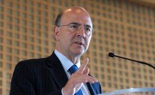 Le ministre de l'Economie et des Finances Pierre Moscovici a confirmé lundi que le gouvernement était à la recherche de 7 à 10 milliards d'euros pour ramener le déficit budgétaire à 4,5% du produit intérieur brut (PIB) d'ici à la fin de l'année.