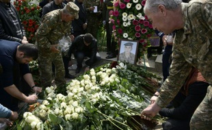 L'Arménie et l'Azerbaïdjan se sont mutuellement accusés samedi d'être responsables de bombardements sur leurs territoires respectifs, en violation de l'accord de cessez-le-feu en vigueur depuis mardi dans la région du Nagorny-Karabakh, le 9 avril 2016