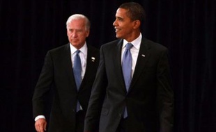 Barack Obama a promis vendredi de s'attaquer de front à la crise dès qu'il prendra ses fonctions à la Maison Blanche, lors de sa première conférence de presse depuis son élection à la tête des Etats-Unis, qui semblaient s'avancer un peu plus vers la récession.