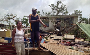 Les ravages du cyclone Pam près de la capitale du Vanuatu, le 14 mars 2015.