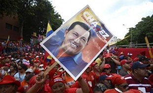 Le président vénézuélien Hugo Chavez et son principal adversaire à la présidentielle de dimanche Henrique Capriles Radonski ont entamé mercredi la dernière ligne droite de la campagne électorale qui s'achèvera jeudi soir.