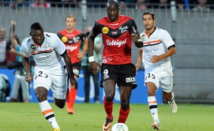 L'attaquant guingampais Mustapha Yatabaré, le 24 août 2013 en Bretagne.