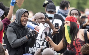 L'acteur John Boyega en manifestation à Londres ce mercredi