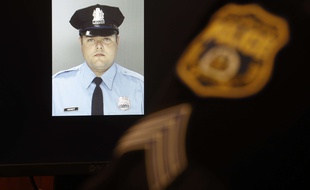 Photo de l'officier de police visé à Philadelphie aux Etats-Unis par un homme se disant sympathisant de Daesh.