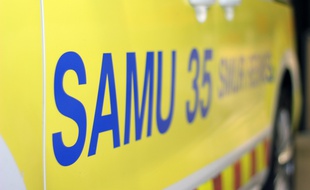Illustration d'une ambulance de secours du Samu, ici à Rennes.