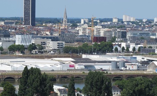 L'île de Nantes et le centre-ville de Nantes.