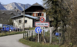L'entrée du village de Chevaline, photographié le 18 février 2014