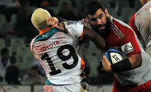Le futur talonneur toulousain Corey Flynn (à droite) lors d'un match de Super 15 avec les Canterbury Crusaders contre les Cheetahs, le 14 mai 2011.