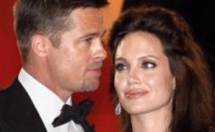 Le couple de superstars américaines Angelina Jolie et Brad Pitt a effectué une donation d'un million de dollars au profit de l'éducation d'enfants touchés par la guerre en Irak, a annoncé mercredi l'organisation ayant reçu ce don.