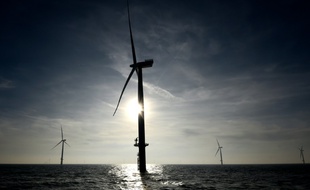 Feu vert des préfets aux premières éoliennes françaises en mer