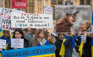 Manifestation à Paris en soutien à l'Ukraine le 2 février 2022.