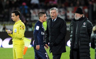 Carlo Ancelotti crie sur Marco Verratti après son expulsion, le 28 avril 2013 à Evian