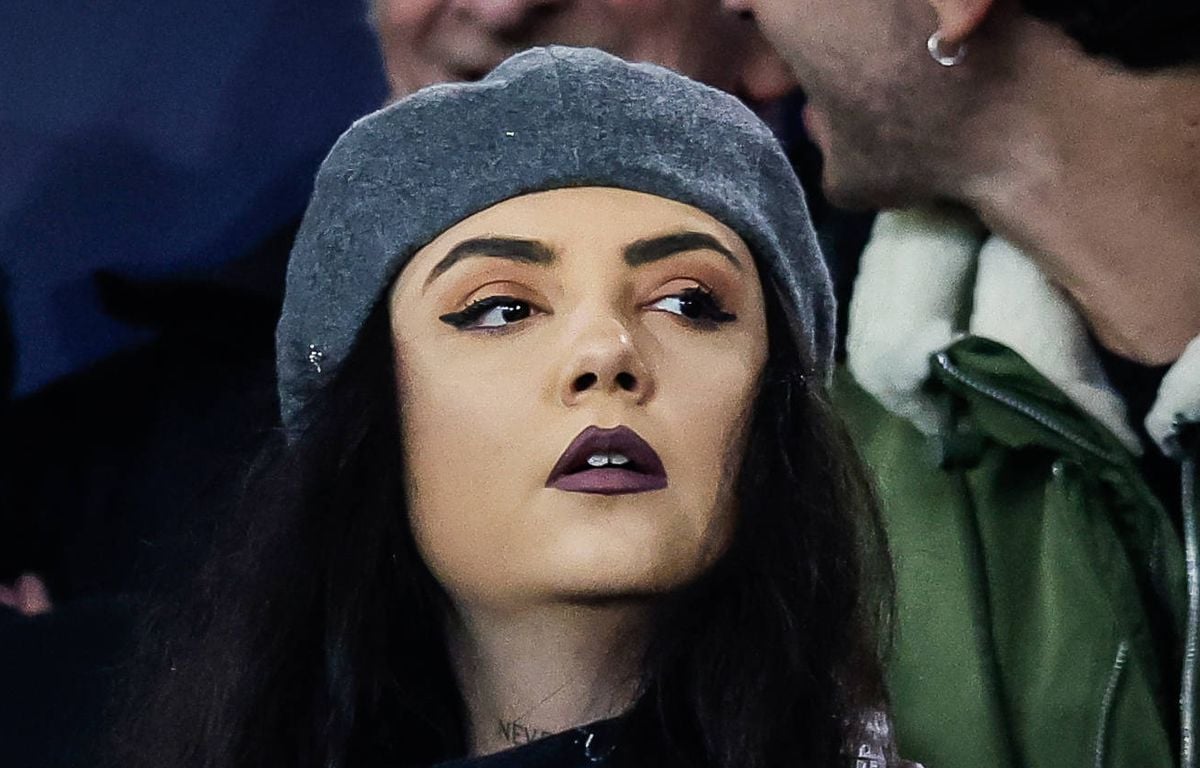 « J'ai été manipulée »... Pourquoi la chanteuse Hoshi a-t-elle porté plainte contre son ex-compagne Gia Martinelli ?