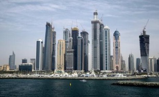 Le milliardaire saoudien Walid ben Talal a prédit que les prix de l'immobilier en déclin à Dubaï allaient encore baisser au cours des prochaines années et toucher le fond avant le début d'une reprise car l'offre est toujours surabondante.