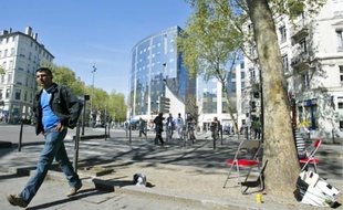 Divers trafics sont de nouveau constatés sur cette place de la Guillotière.