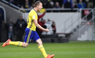 Buteur au match aller des barrages face à l'Italie en novembre, Jakob Johansson s'était blessé au match retour.