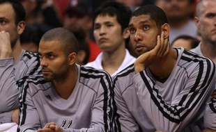 Le début de saison parfait des San Antonio Spurs de Tony Parker s'est arrêté mercredi à Los Angeles face aux Clippers, qui l'ont emporté (106-84) après une prestation terne du meneur Français.