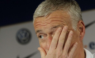 Didier Deschamps en conférence de presse au Stade de France, le 28 mars 2016, à la veille de France-Russie.