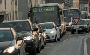 La ligne C2 est, avec la C1, l'une des plus affectées par les difficultés générales de cicrulation depuis la rentrée.