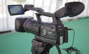 Les médias couvrent très peu certaines crises environnementales ou économiques.