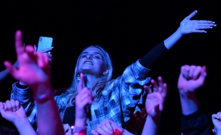 Des fans lors du Festival Republic à Liverpool, le 2 mai 2021.
