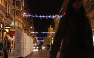 Dans les rues de Toulouse. Illustration.