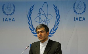 L'Iran possède environ 18.000 centrifugeuses dont plus de 10.000 en activité, a déclaré samedi Fereydoun Abbassi Davani, le chef sortant de l'Organisation iranienne de l'énergie atomique (OIEA), confirmant des chiffres donnés en mai par l'agence internationale de l'énergie atomique (AIEA).