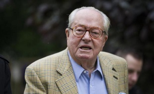 Le fondateur du Front national Jean-Marie Le Pen à Saint-Cloud le 25 mai 2014