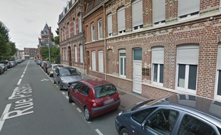 La rue Pasteur, à La Madeleine.