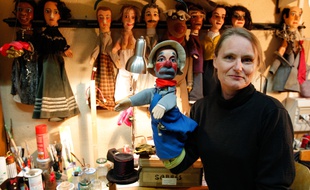 Stéphanie LEFORT, directrice du théatre de Guignol, le 30 octobre 2012. CYRIL VILLEMAIN/20 MINUTES