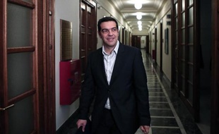 Le Premier ministre Alexis Tsipras arrive le 21 février 2015 à une réunion au Parlement à Athènes
