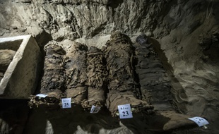 Des momies découvertes dans des catacombes en Egypte, le 13 mai 2017.