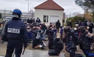 153 personnes, en majorité des lycéens, ont été arrêté à Mantes-la-Jolie, le 6 décembre 2018 après des heurts avec la police.