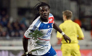 Bafétimbi Gomis lors du match entre Marseille et Lyon le 28 novembre 2012.