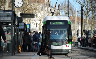 La station Commerce sur la ligne 1 de tramway (illustration).