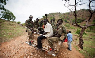 Quatorze des 29 employés chinois enlevés samedi par des rebelles du Kordofan-Sud, au Soudan, ont été libérés par l'armée soudanaise, a annoncé lundi l'agence officielle SUNA.