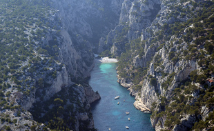 La calanque d'En-Vau est l'une des plus célèbres et des plus prisées
