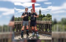 Deux Anglais vont boucler une rando de 1.300 km en bottes de ski