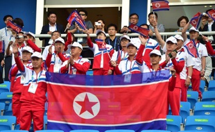 Des supporters de la Corée du Nord, le 16 septembre à Incheon.