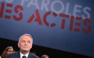 Les nouvelles hausses d'impôts prévues dans le projet de budget pour 2013 épargneront neuf Français sur dix, a affirmé jeudi le Premier ministre Jean-Marc Ayrault.